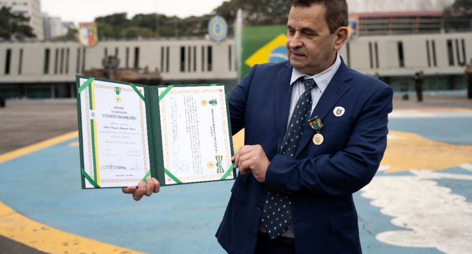 Quem é Urandir Fernandes de Oliveira? A mente visionária por trás da Dákila Pesquisas